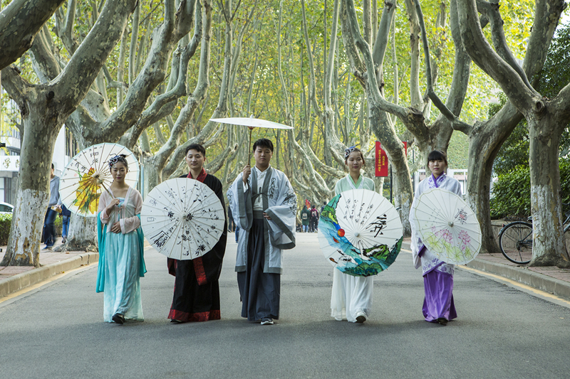 毛巾哥
陈泠琳;江苏农林职业技术学院 赵艳艳;江苏海事职业技术学院 崔亚迪;南航金城学院 庄璐